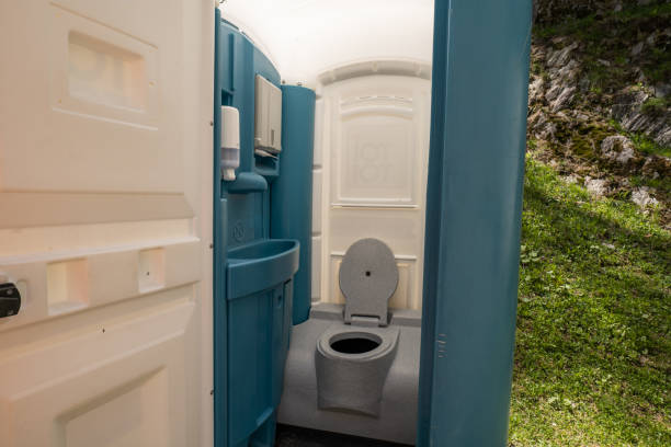 Best Portable restroom trailer rental  in Wolf Point, MT